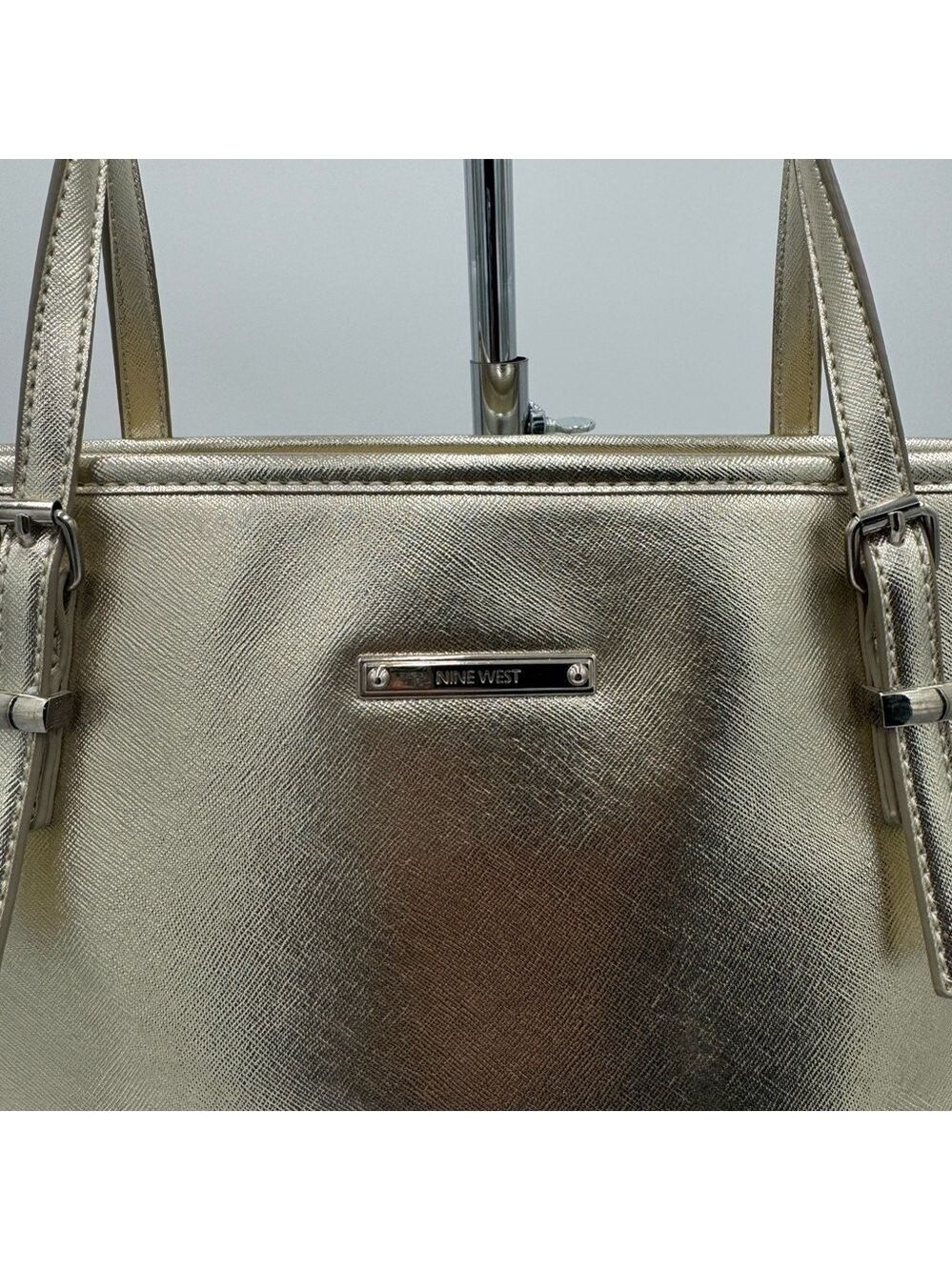 Nine West Gunmetal Champagne Gold Shoulder Bag Like New - Picture 2 of 6